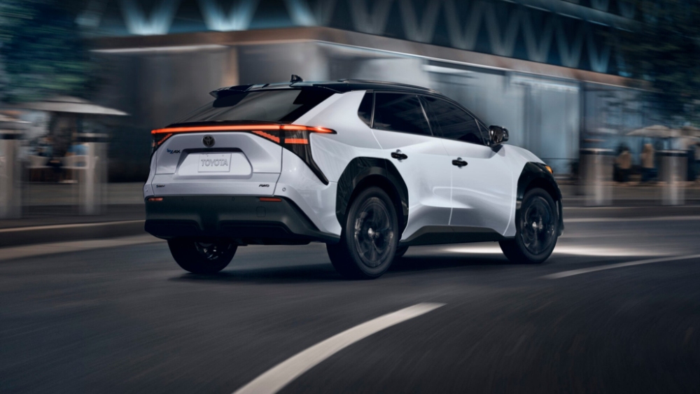 تويوتا-bz4x-المربع-نت-5-2