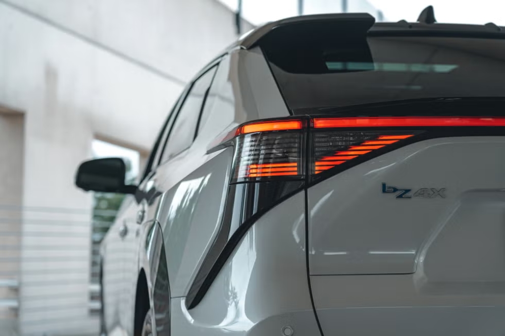 تويوتا-bz4x-المربع-نت-52