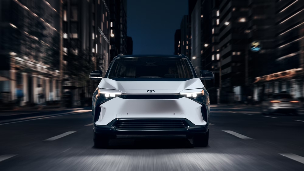 تويوتا-bz4x-المربع-نت-58