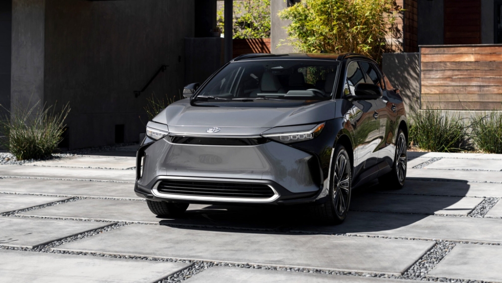 تويوتا-bz4x-المربع-نت-62