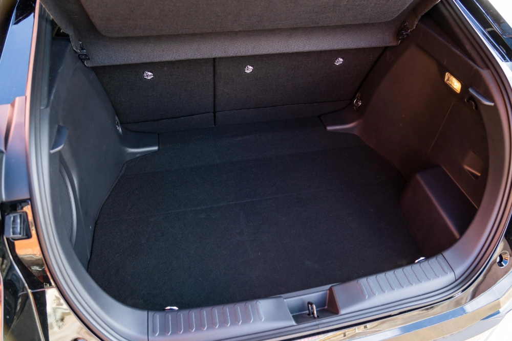 تويوتا-ch-r-المربع-نت-11