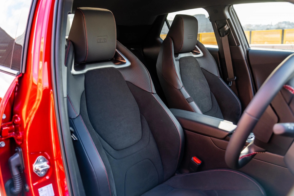 تويوتا-ch-r-المربع-نت-9