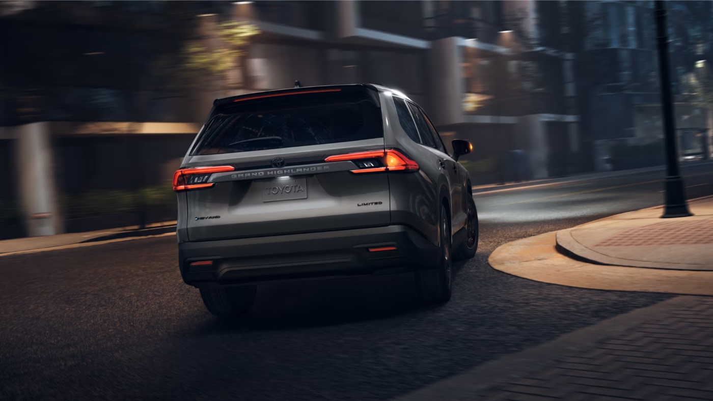 تويوتا-جراند-هايلاندر-المربع-نت-24