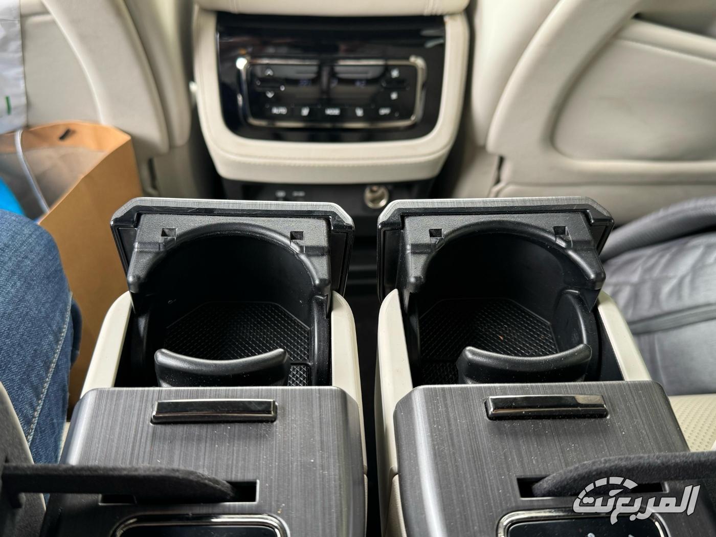 شرح سريع على روكس 01 موديل 2025 في السعودية.. أفخم SUV للرحلات والتخييم 16