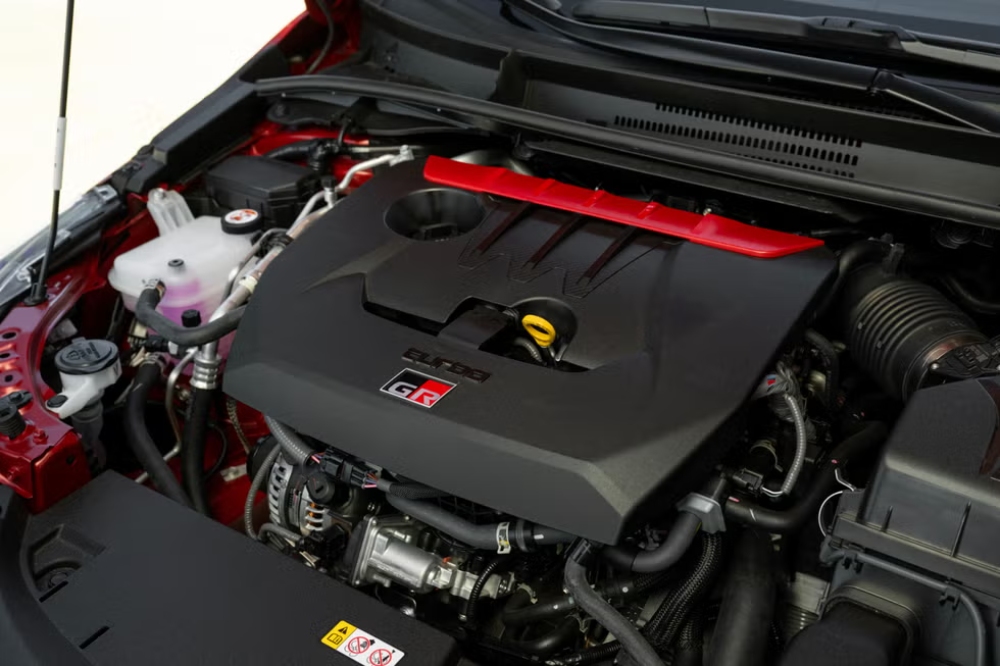 كورولا-جي-ار-المربع-نت-12