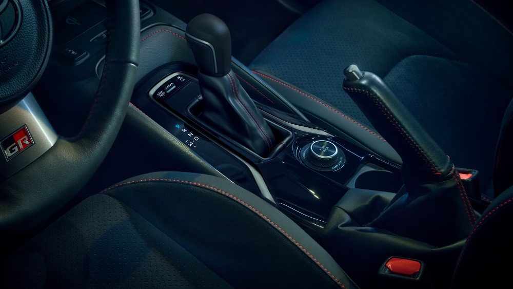 كورولا-جي-ار-المربع-نت-18