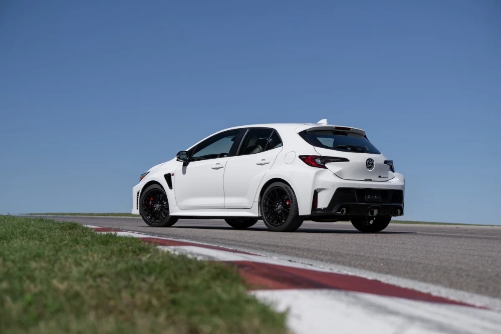 كورولا-جي-ار-المربع-نت-76