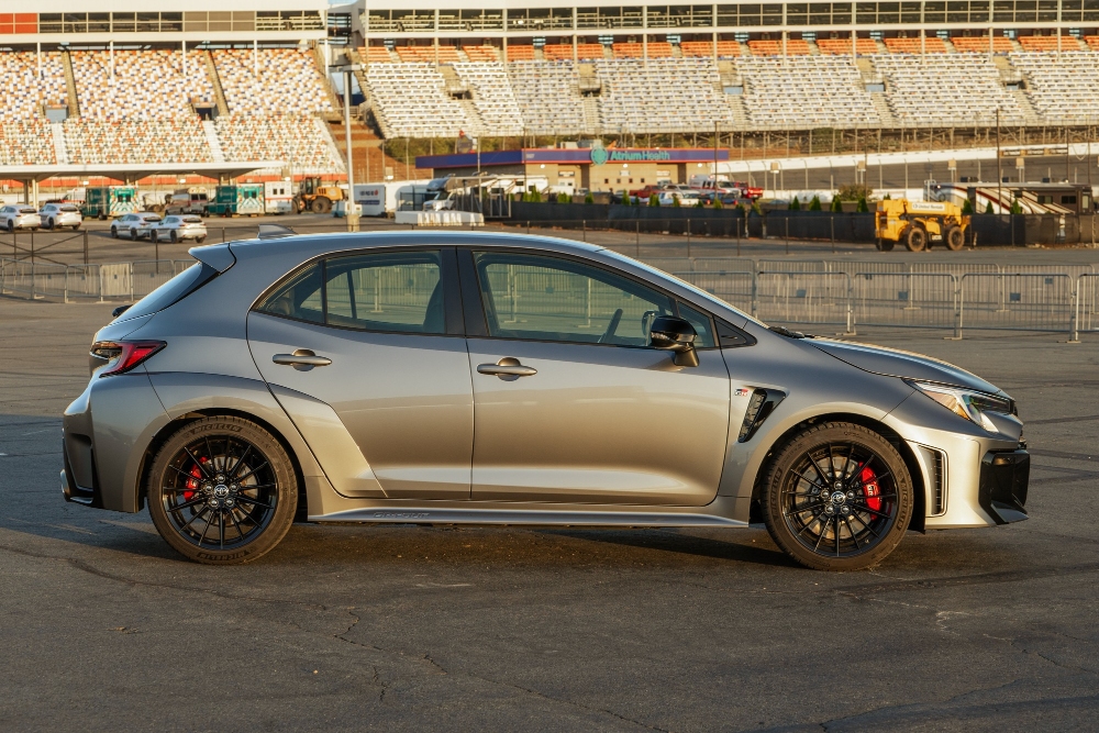 كورولا-جي-ار-المربع-نت-86