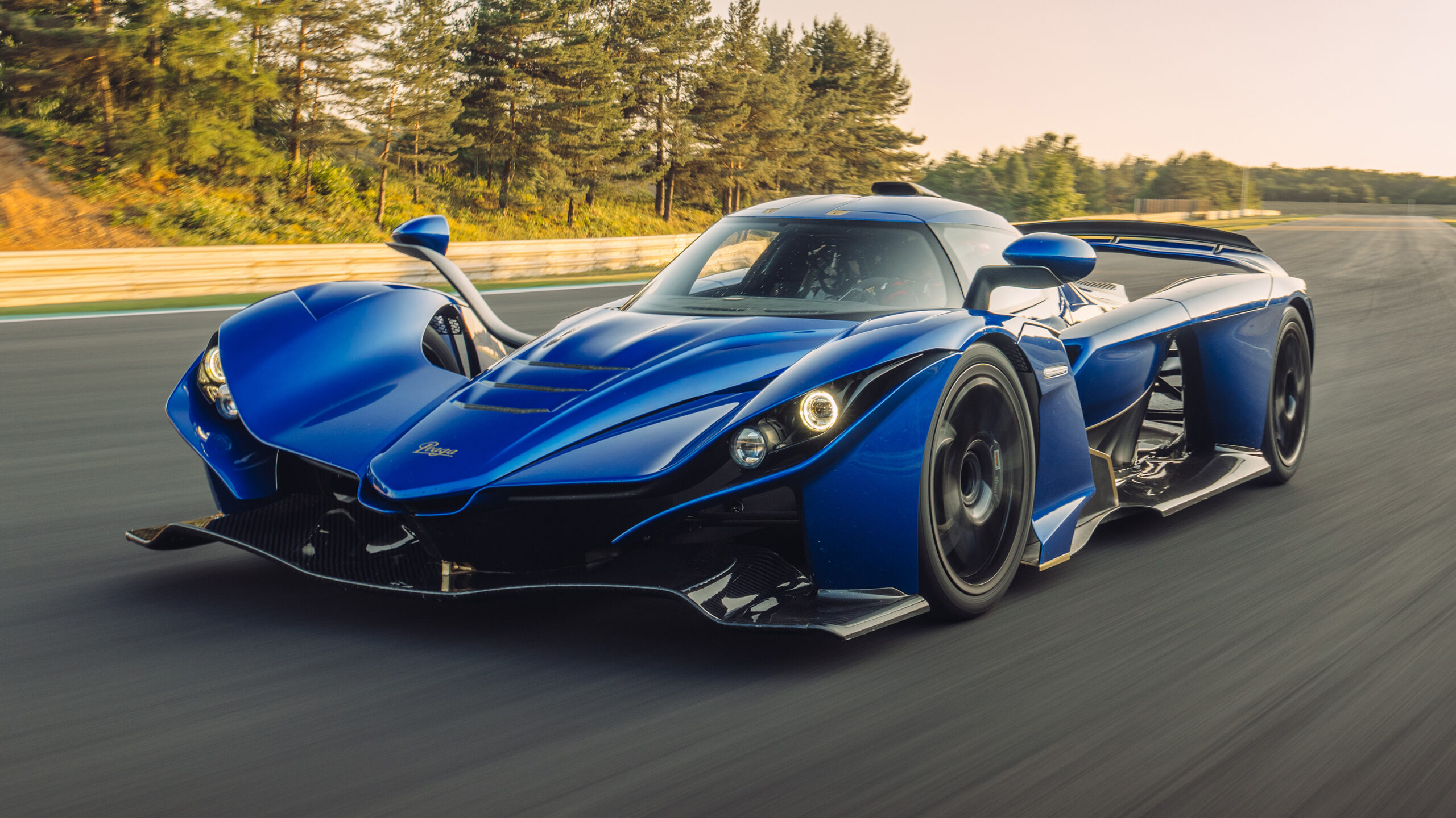 سيارات خارقة ونادرة لم تسمع بها من قبل.. ولكنها مذهلة بكل المقاييس 24