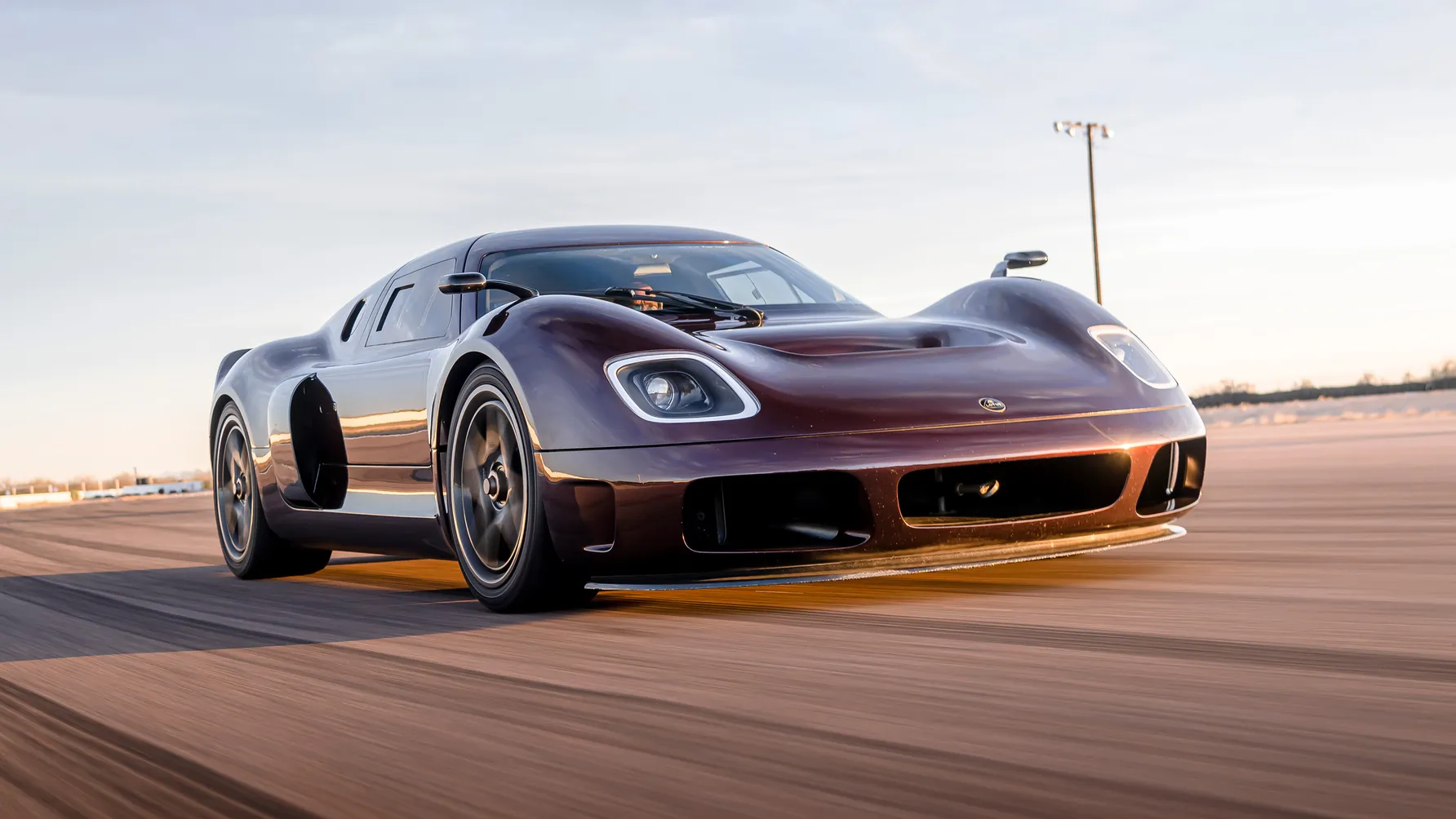 سيارات خارقة ونادرة لم تسمع بها من قبل.. ولكنها مذهلة بكل المقاييس 15