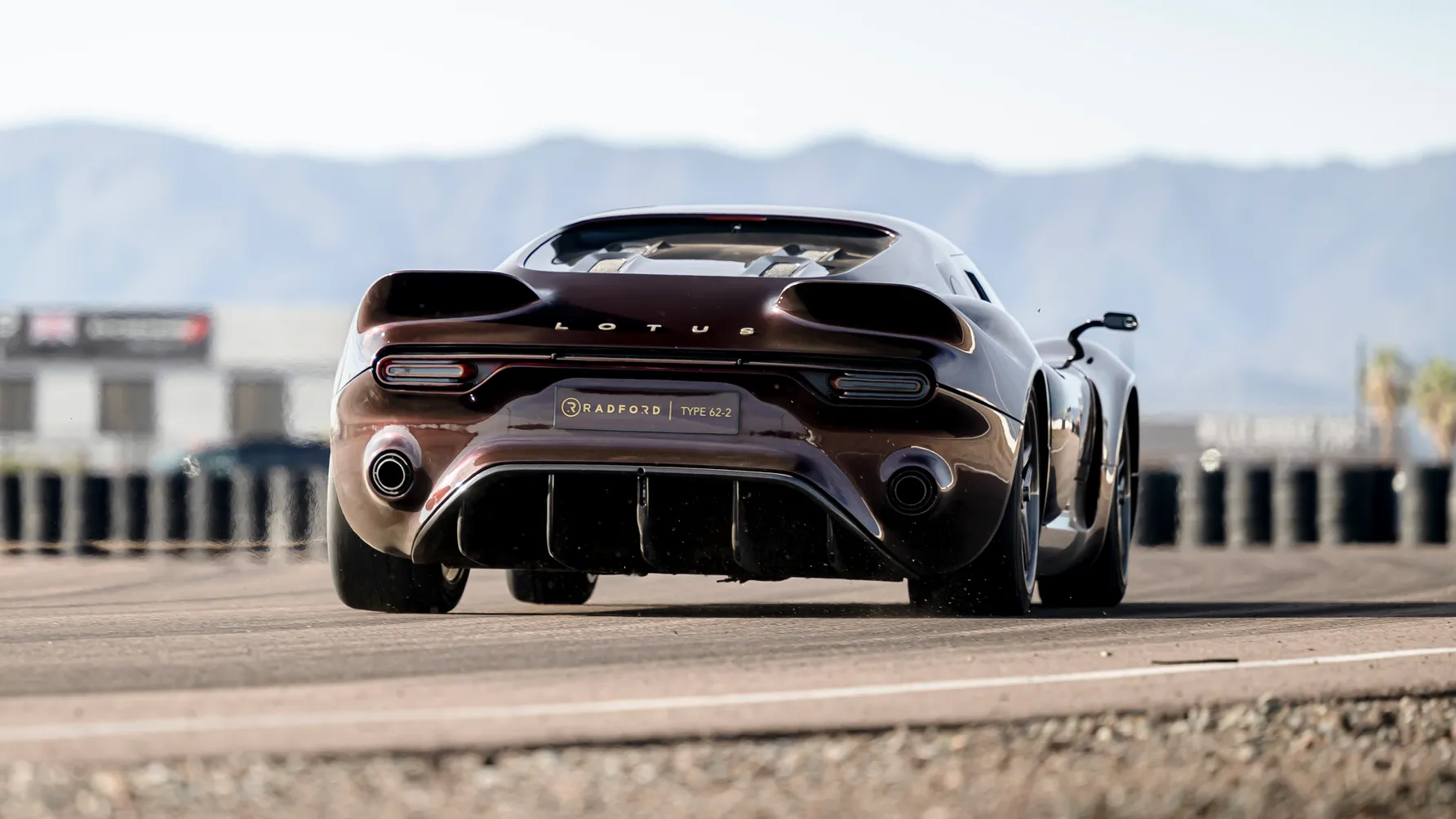 سيارات خارقة ونادرة لم تسمع بها من قبل.. ولكنها مذهلة بكل المقاييس 16