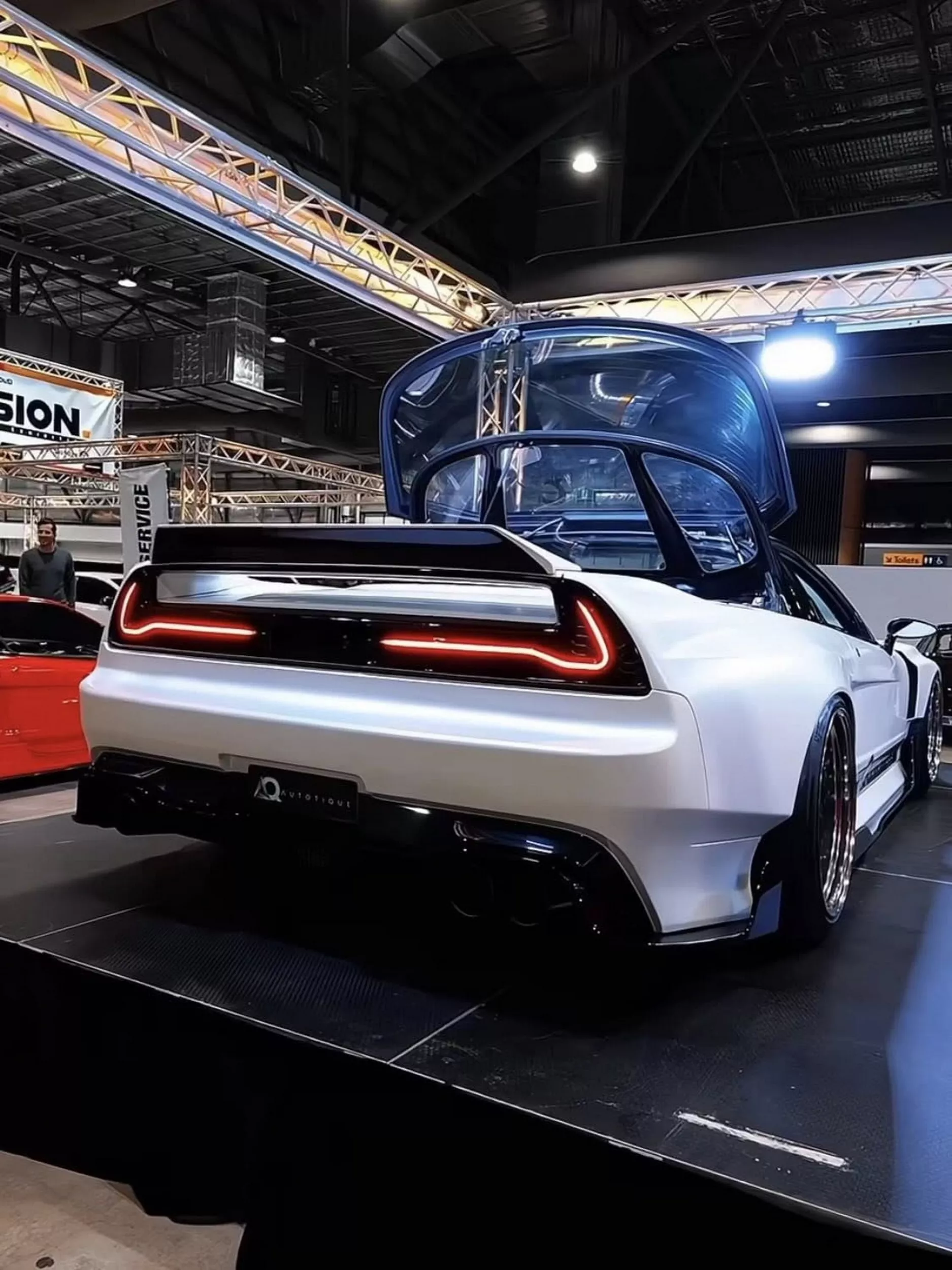 هوندا NSX الجيل الأول يعود للحياة في إصدار عصري جديد 14