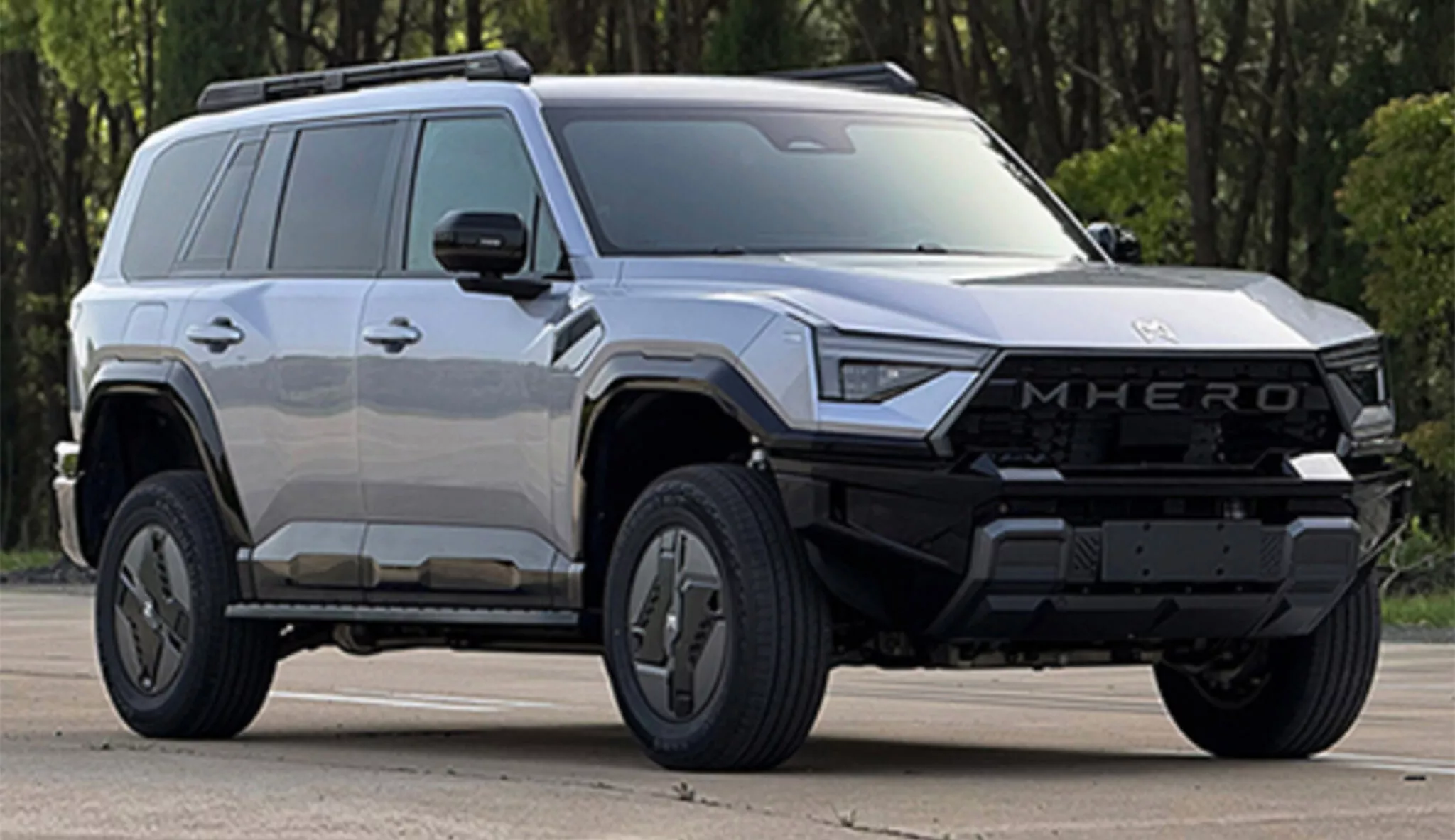 هواوي تستمر في اكتساح سوق السيارات بموديل M817 العضلي الجديد 4