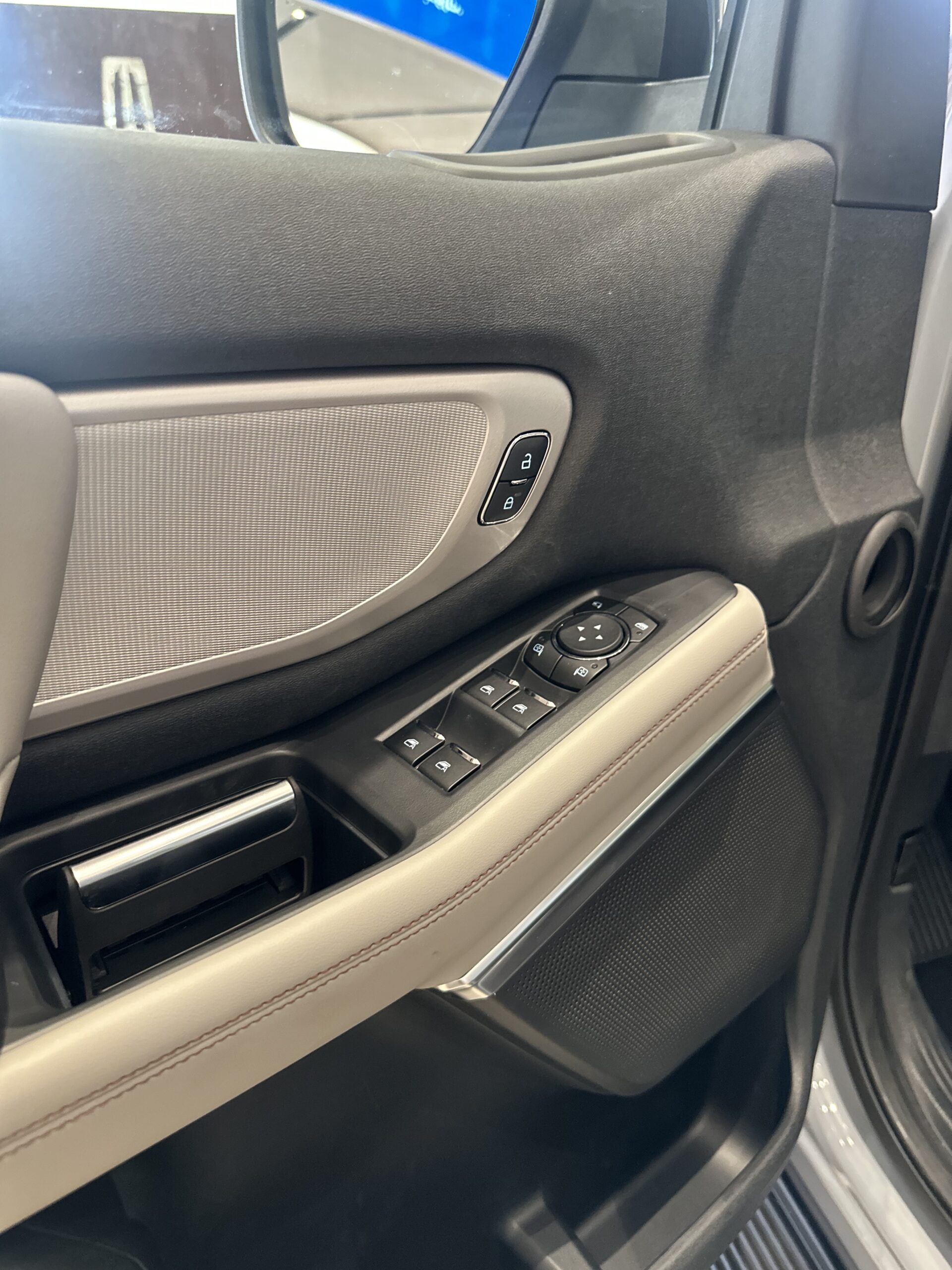 شرح سريع على فورد اكسبيديشن 2025 في السعودية.. وعرض مواصفات الفئات 21