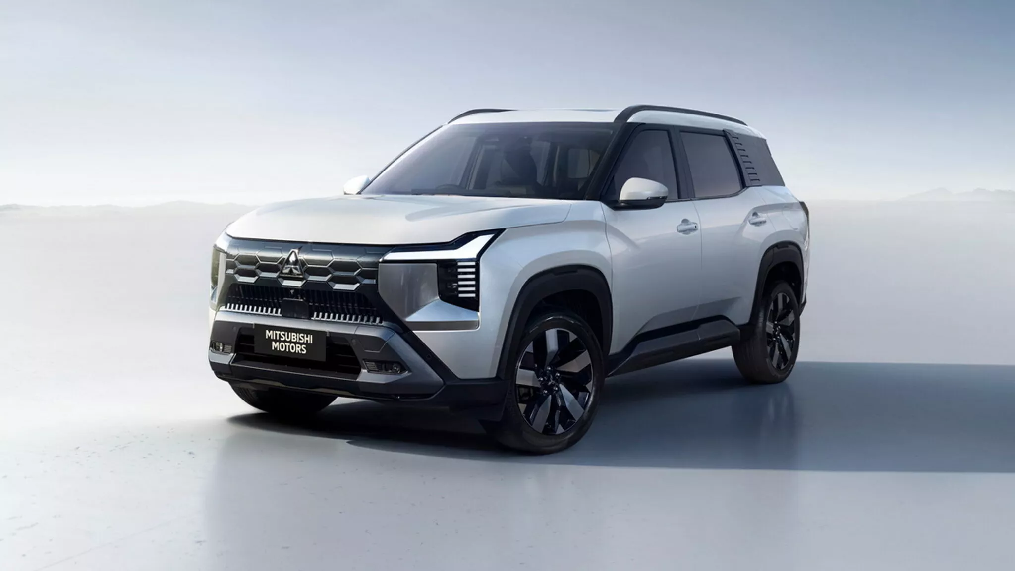 ميتسوبيشي ديستينيتور 2026 هي SUV جديدة كلياً لأسواق الشرق الأوسط وآسيا 3