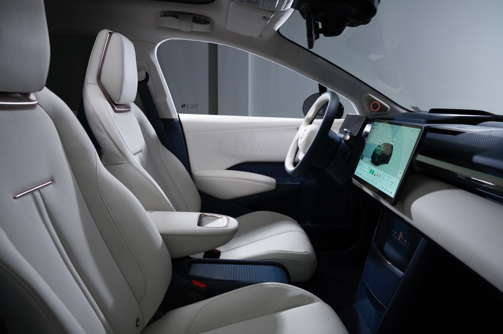 ملخص مواصفات زيكر X بريميوم 2025 في 11 نقطة 1