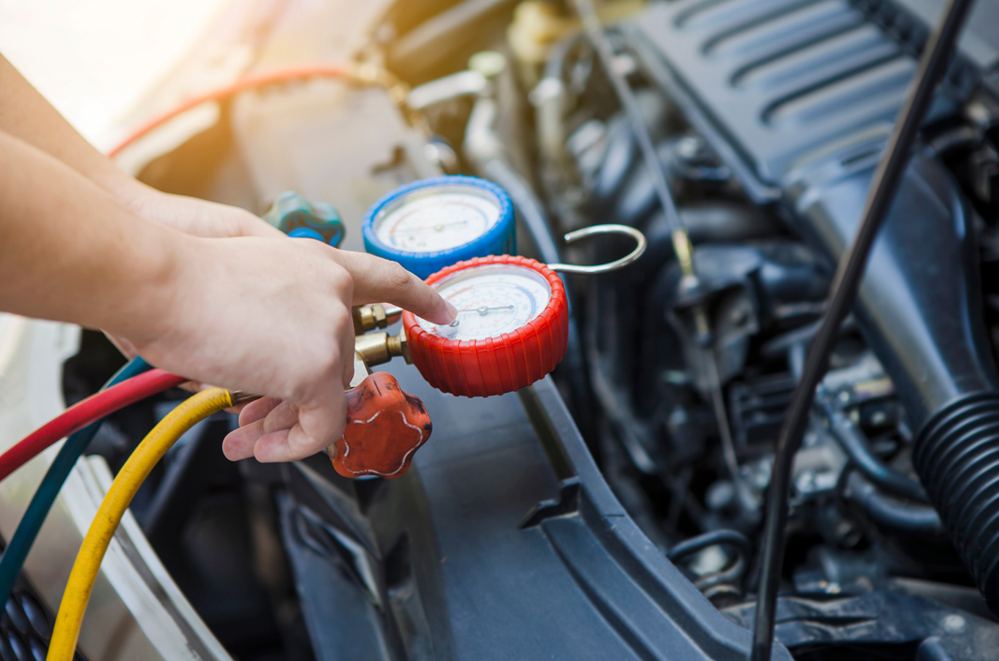 دليل شامل: صيانة سيارتك في حرارة السعودية الشديدة 2