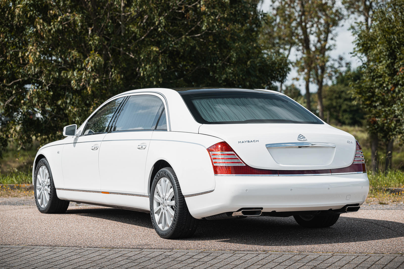 مايباخ 62 قصر ألماني فاخر يسير على عجلات.. وحكايات في عالم السيارات مايباخ 62 قصر ألماني فاخر يسير على عجلات.. وحكايات في عالم السيارات 20