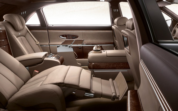 مايباخ 62 قصر ألماني فاخر يسير على عجلات.. وحكايات في عالم السيارات مايباخ 62 قصر ألماني فاخر يسير على عجلات.. وحكايات في عالم السيارات 15