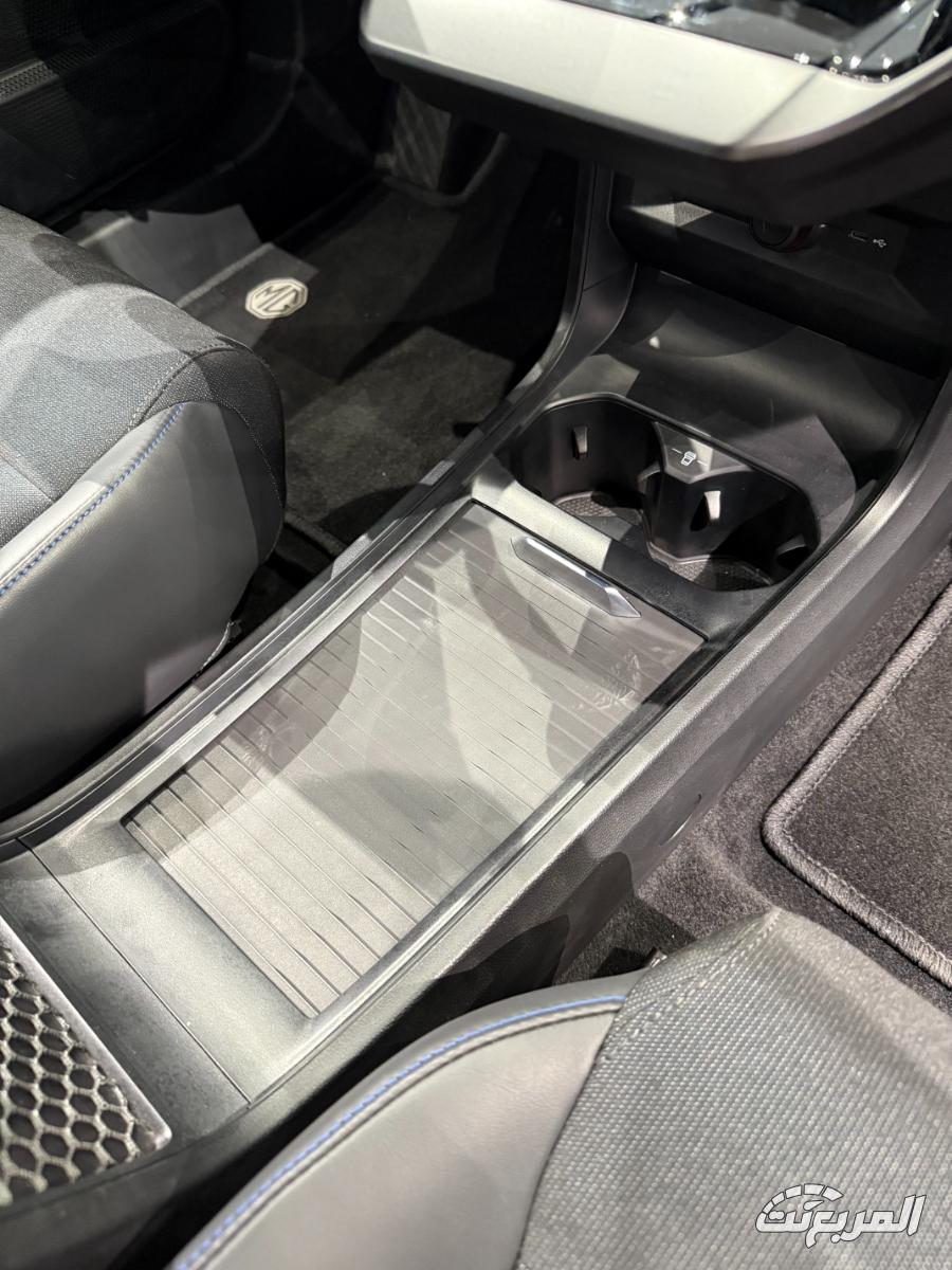 ام-جي-4ev-المربع-نت-12