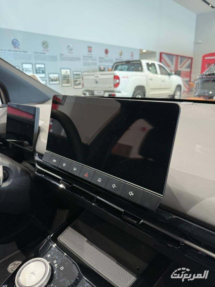 ام-جي-4ev-المربع-نت-13