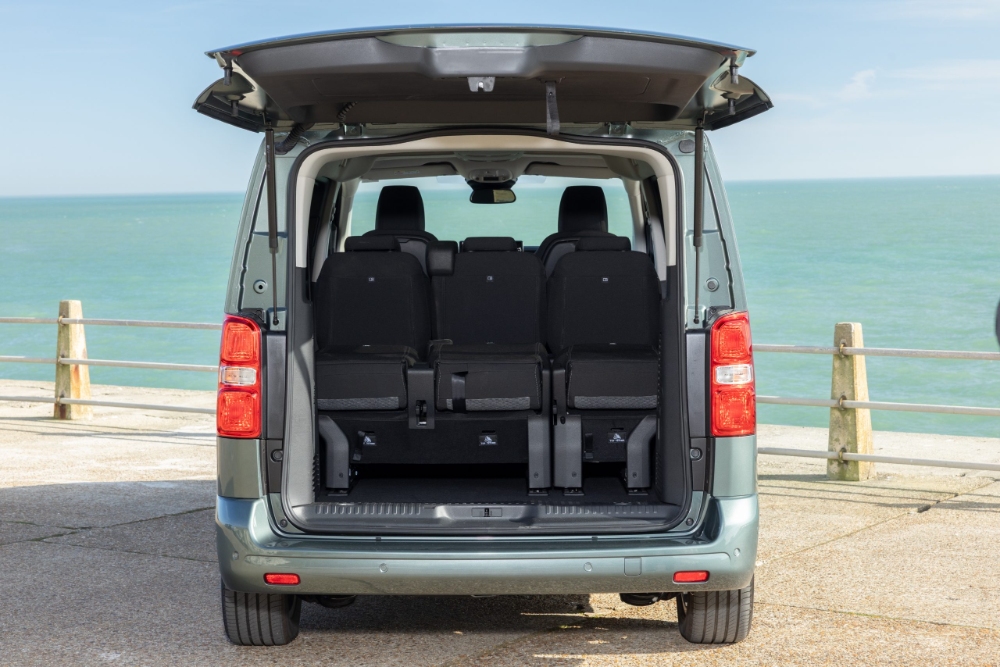 تويوتا-برو-ايس-فيرسو-المربع-نت-14