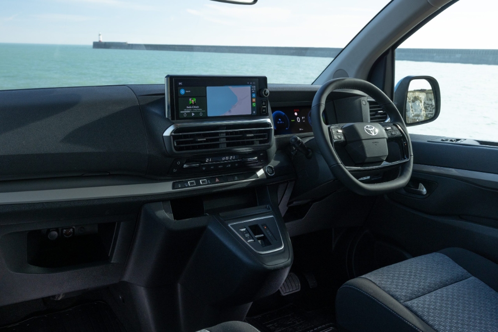 تويوتا-برو-ايس-فيرسو-المربع-نت-17