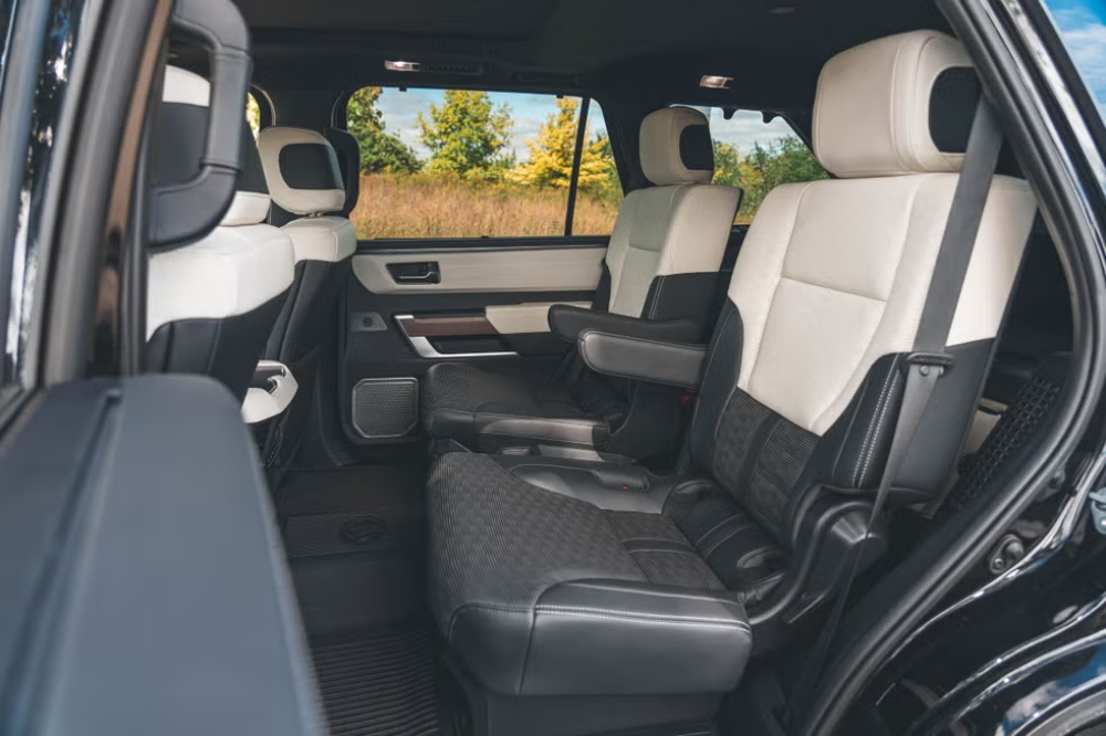 تويوتا-سيكويا-المربع-نت-15-2