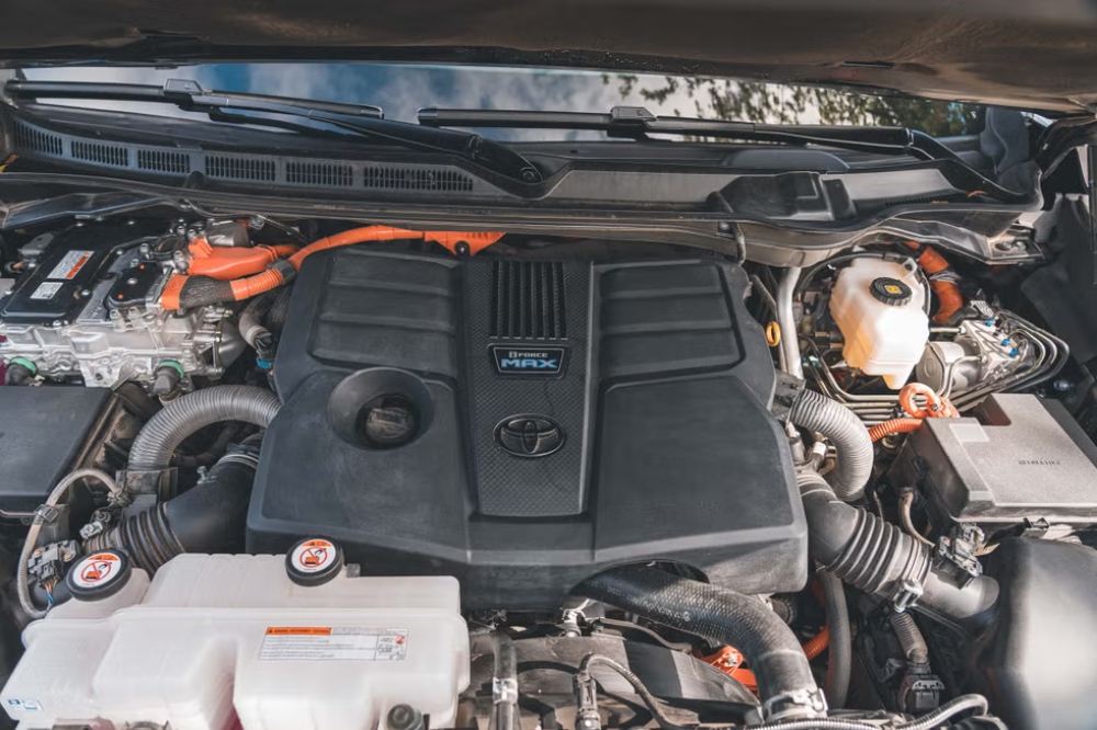 تويوتا-سيكويا-المربع-نت-17-2