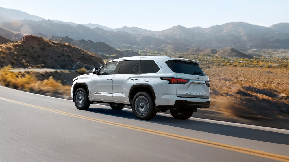 تويوتا-سيكويا-المربع-نت-30-2