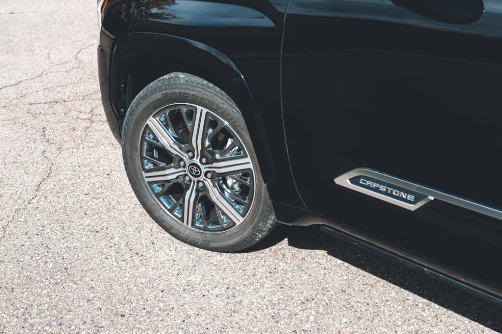 تويوتا-سيكويا-المربع-نت-8-2