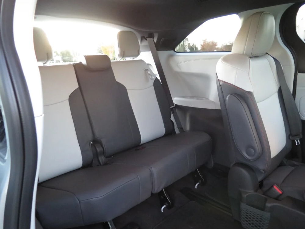 تويوتا-سيينا-المربع-نت-25-2