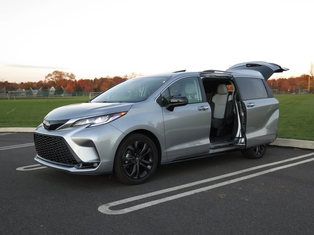 تويوتا-سيينا-المربع-نت-28-2