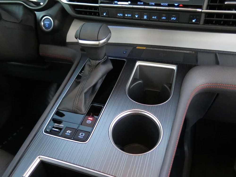 تويوتا-سيينا-المربع-نت-41