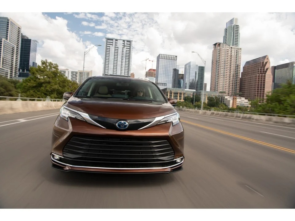 تويوتا-سيينا-المربع-نت-56