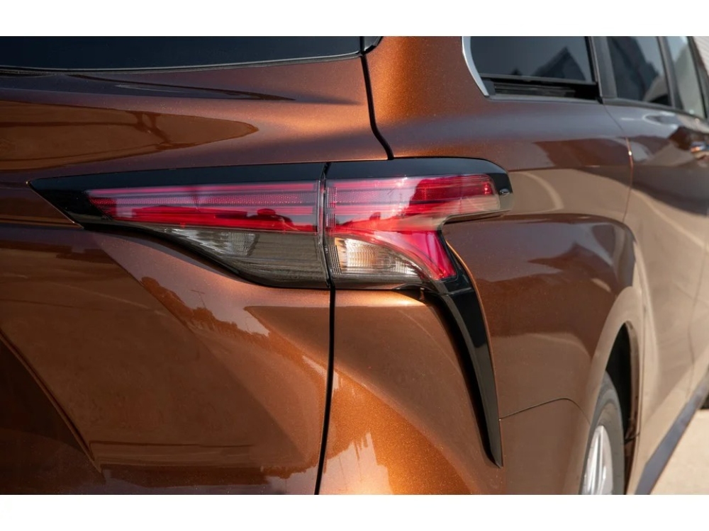 تويوتا-سيينا-المربع-نت-57