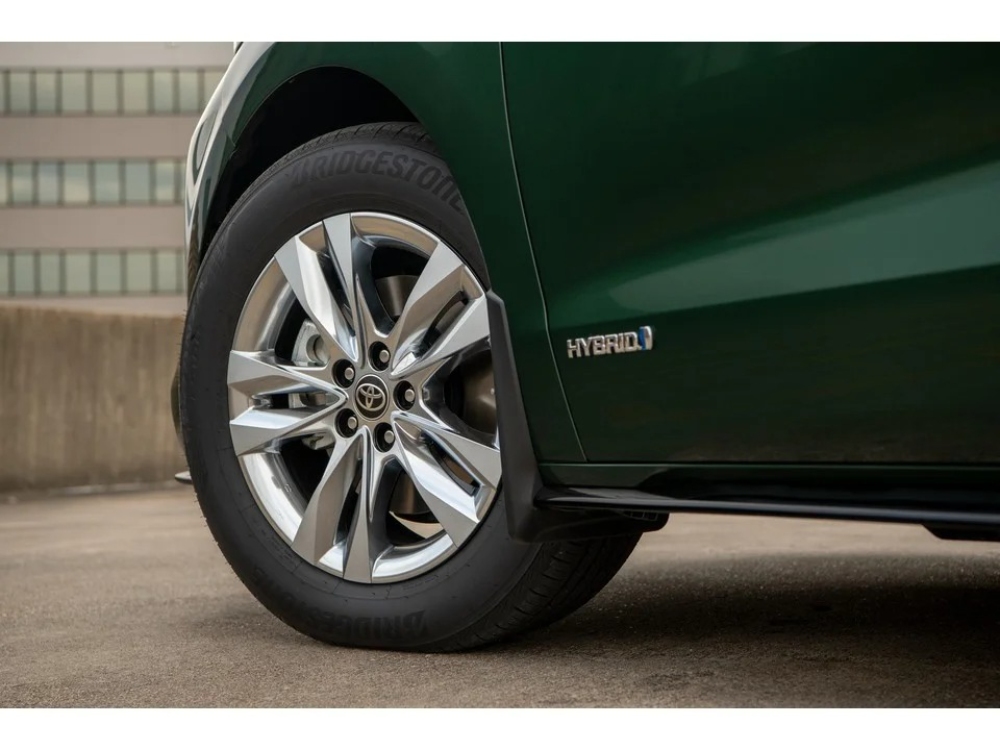 تويوتا-سيينا-المربع-نت-60