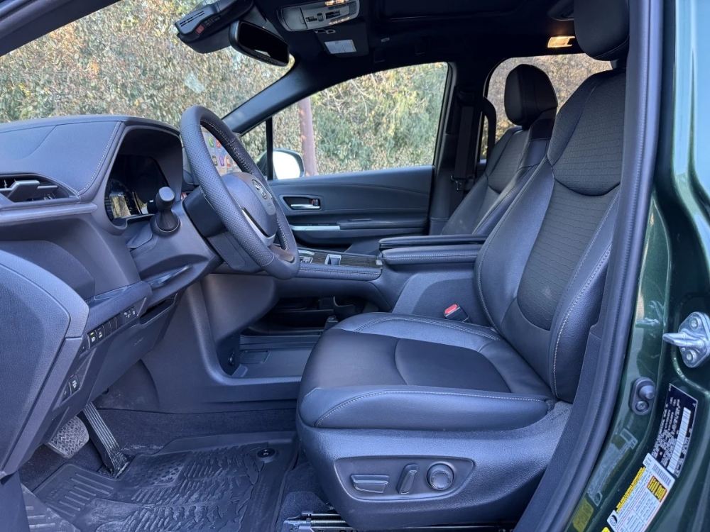 تويوتا-سيينا-المربع-نت-75