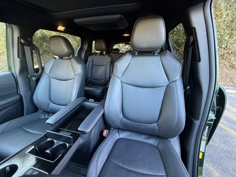 تويوتا-سيينا-المربع-نت-76