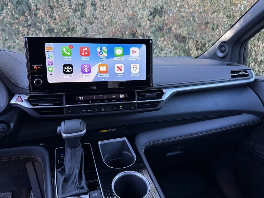 تويوتا-سيينا-المربع-نت-80