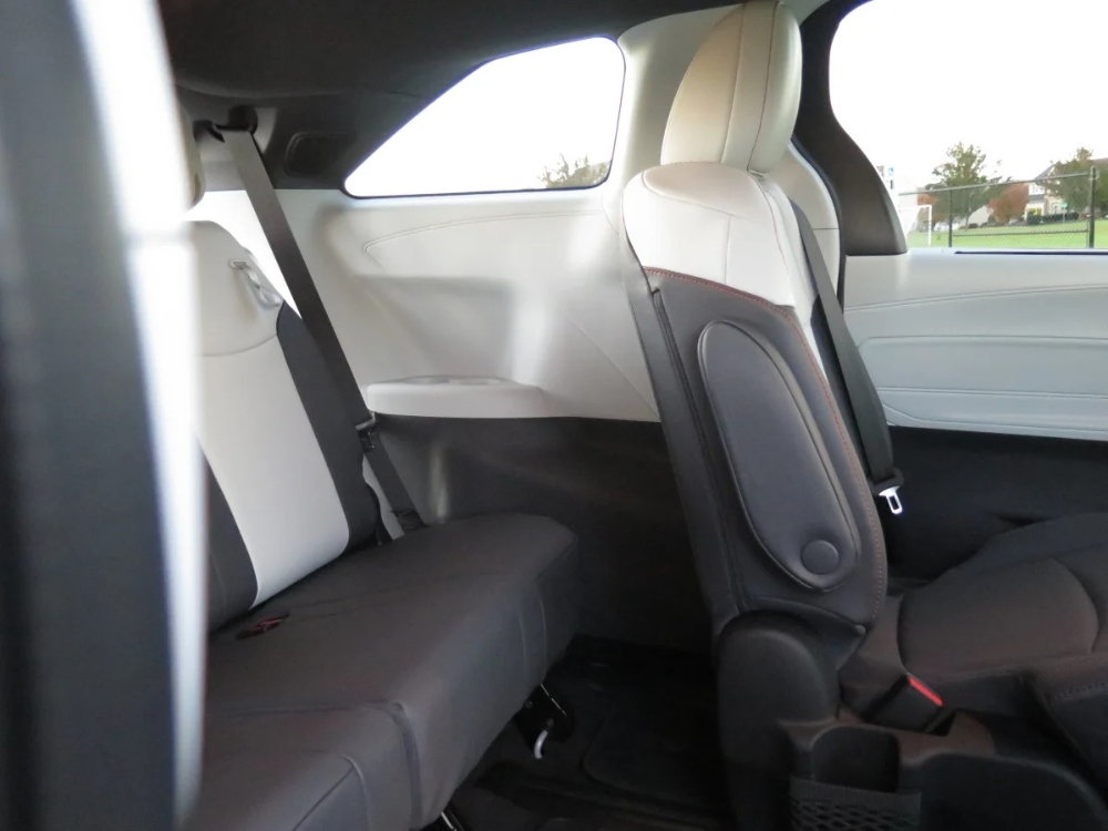 تويوتا-سيينا-المربع-نت-86