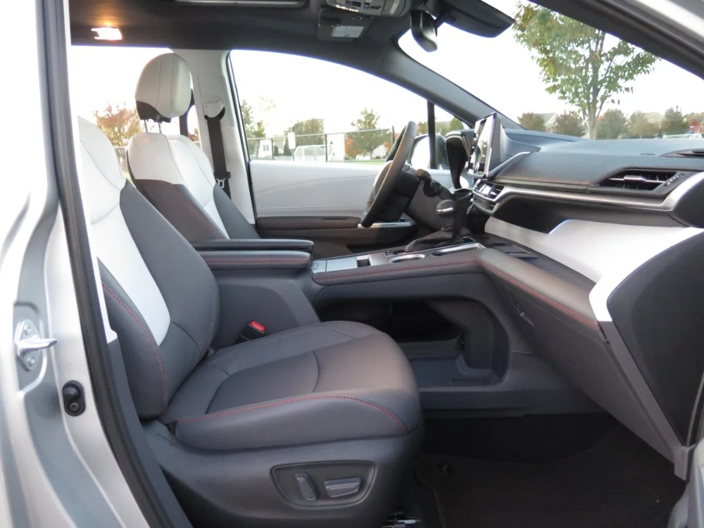 تويوتا-سيينا-المربع-نت-88