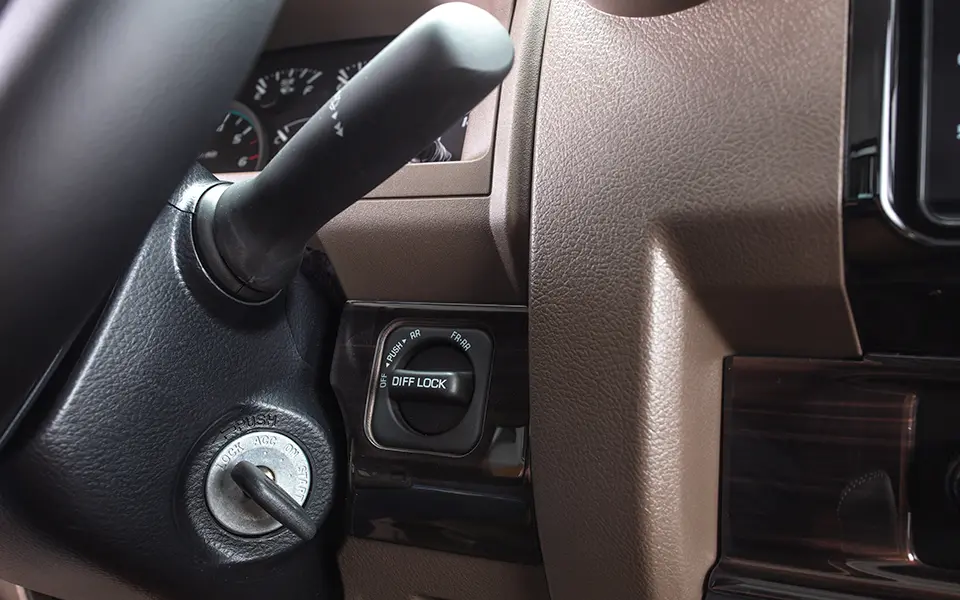 سعر تويوتا شاص 2025 23