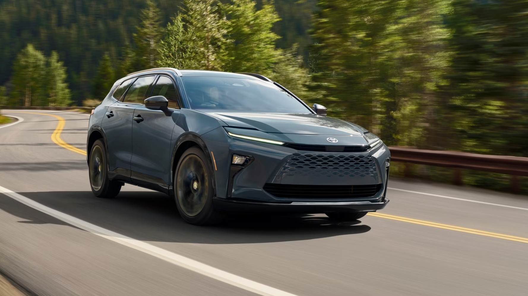 تويوتا-كراون-سيجنيا-المربع-نت-26