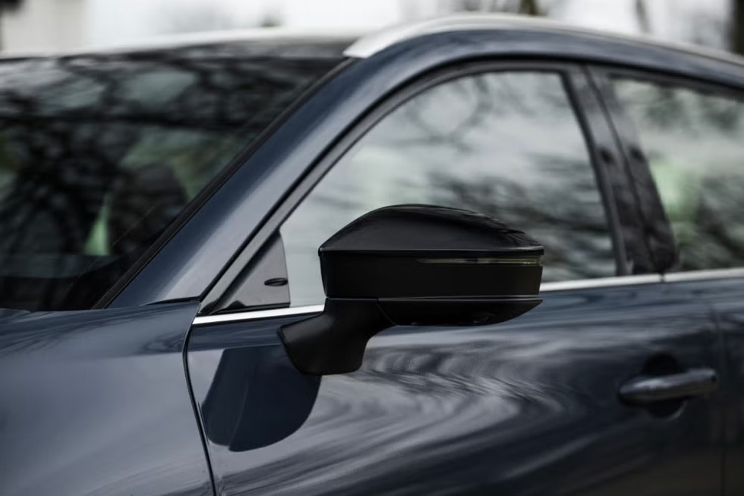 تويوتا-كراون-سيجنيا-المربع-نت-38