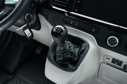 جيه ام سي تورينق 2026 50