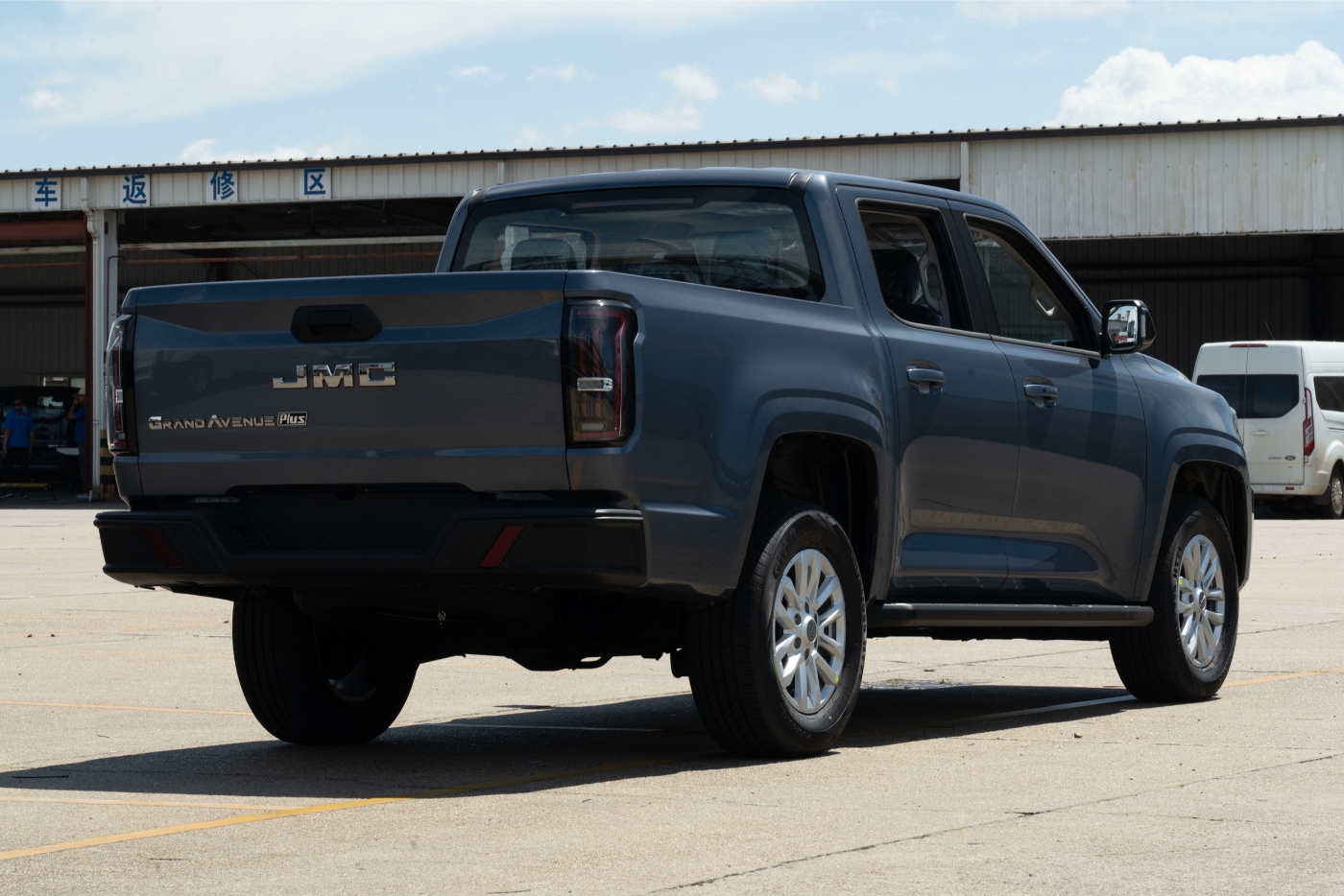 جراند افينيو بلس 2025 المميزات والاختلافات بين فئات البيك اب جراند افينيو بلس 2025 المميزات والاختلافات بين فئات البيك اب 1