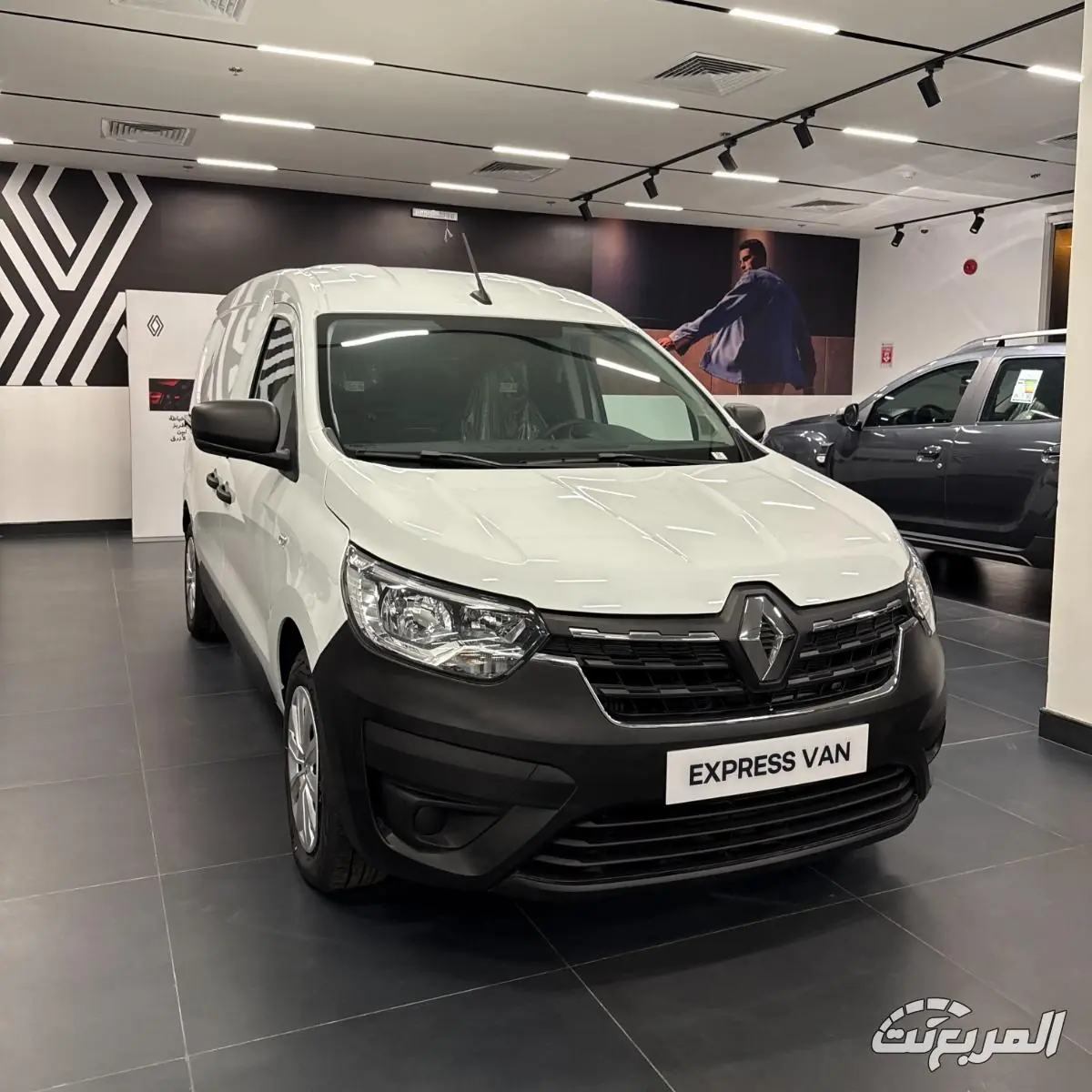 رينو اكسبريس 2025 1