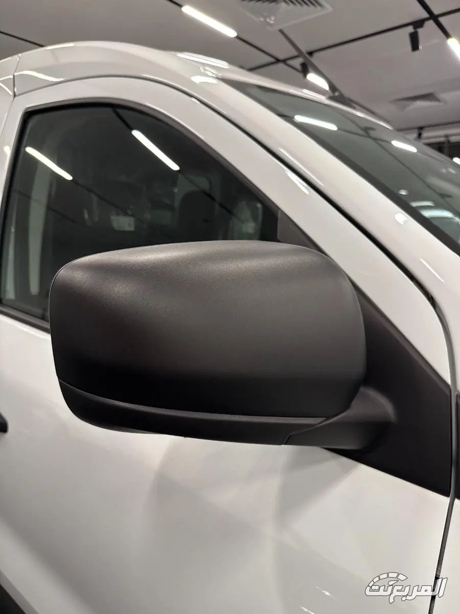 رينو اكسبريس 2025 14