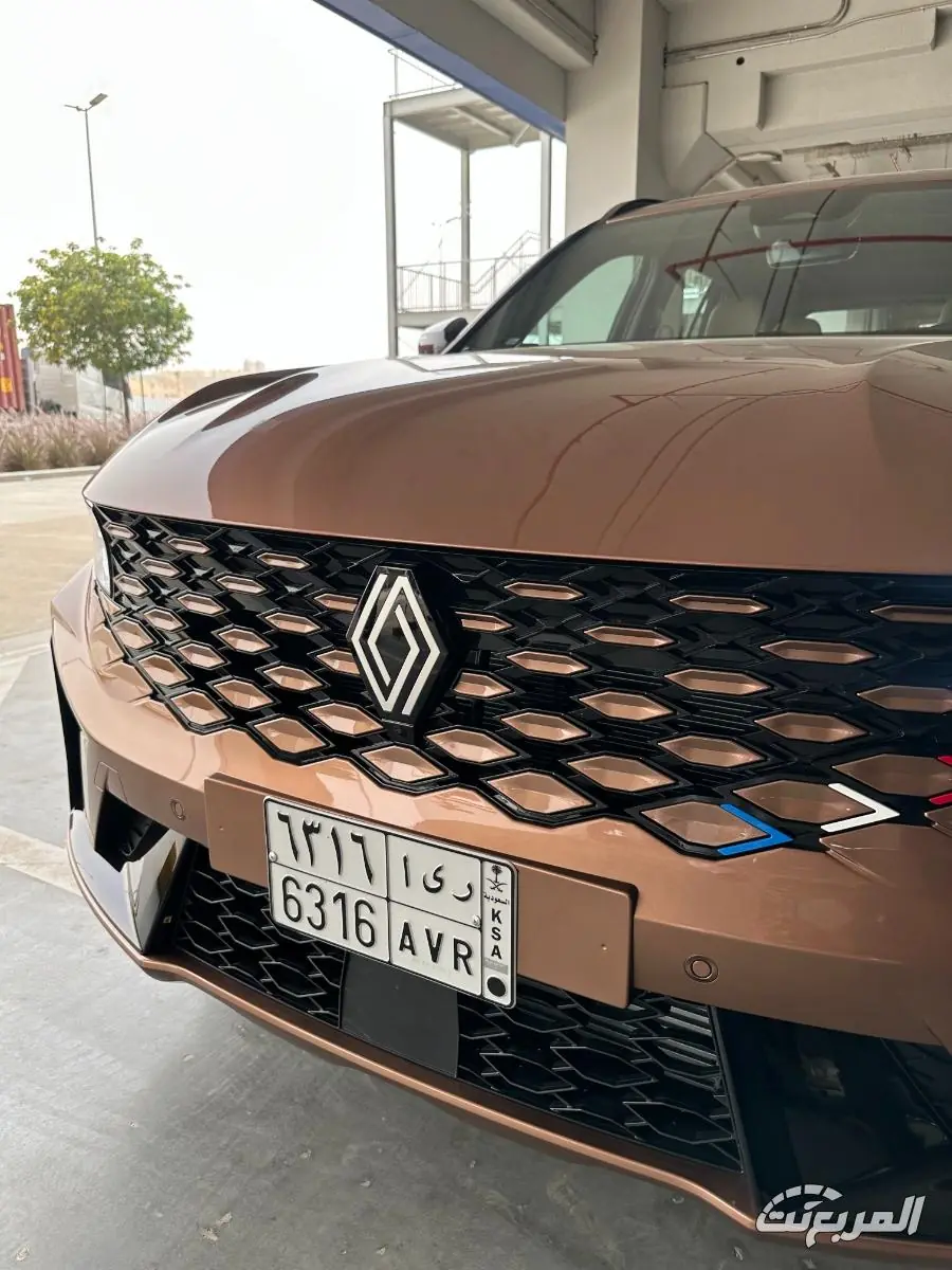 رينو كوليوس 2026 .. لمسة فرنسية أنيقة بتقنيات متطورة لمنافسة الكبار رينو كوليوس 2026 17